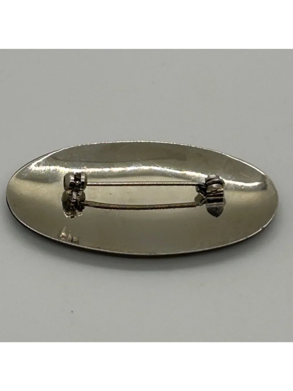 Vintage Japanese Damascene Brooch Gold-tone Inlay Black Oval Iris Flower Pin